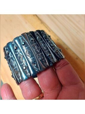 Gunmetal Grey Chunky Metal Stretch Cuff Bracelet